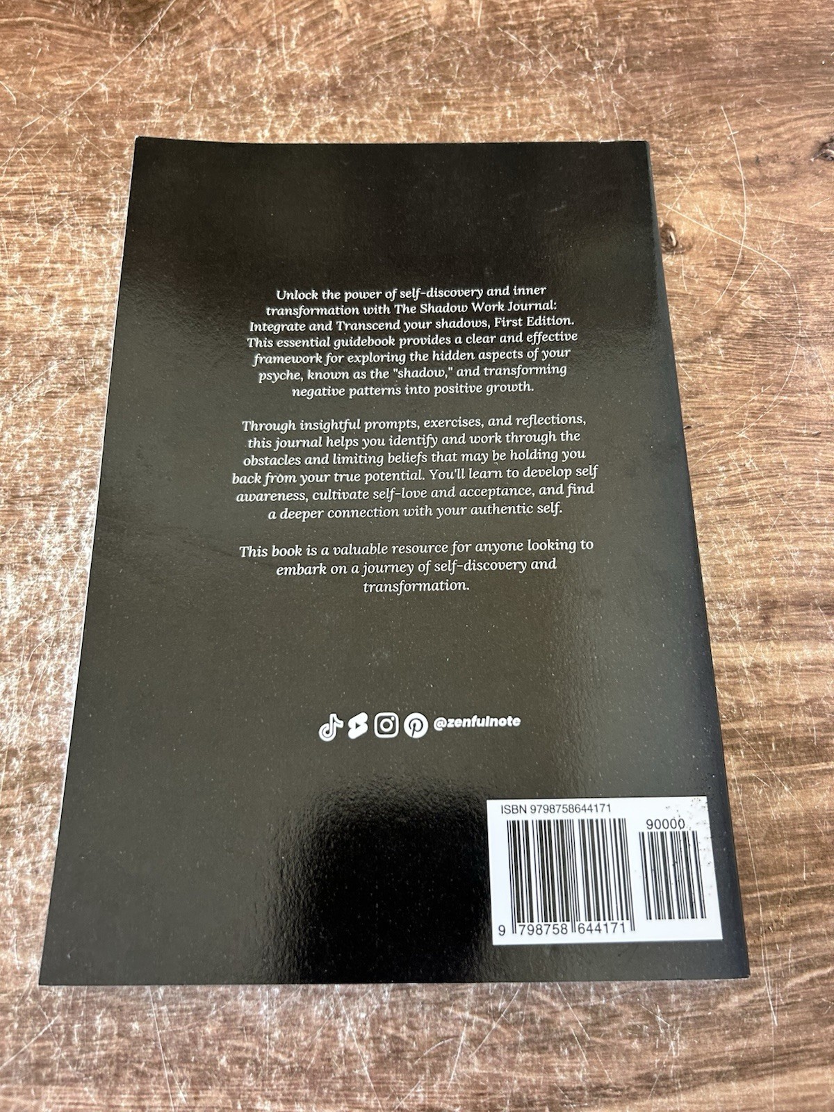 The Shadow Work Journal A Guide to Integrate and Transcend your Shadows VG