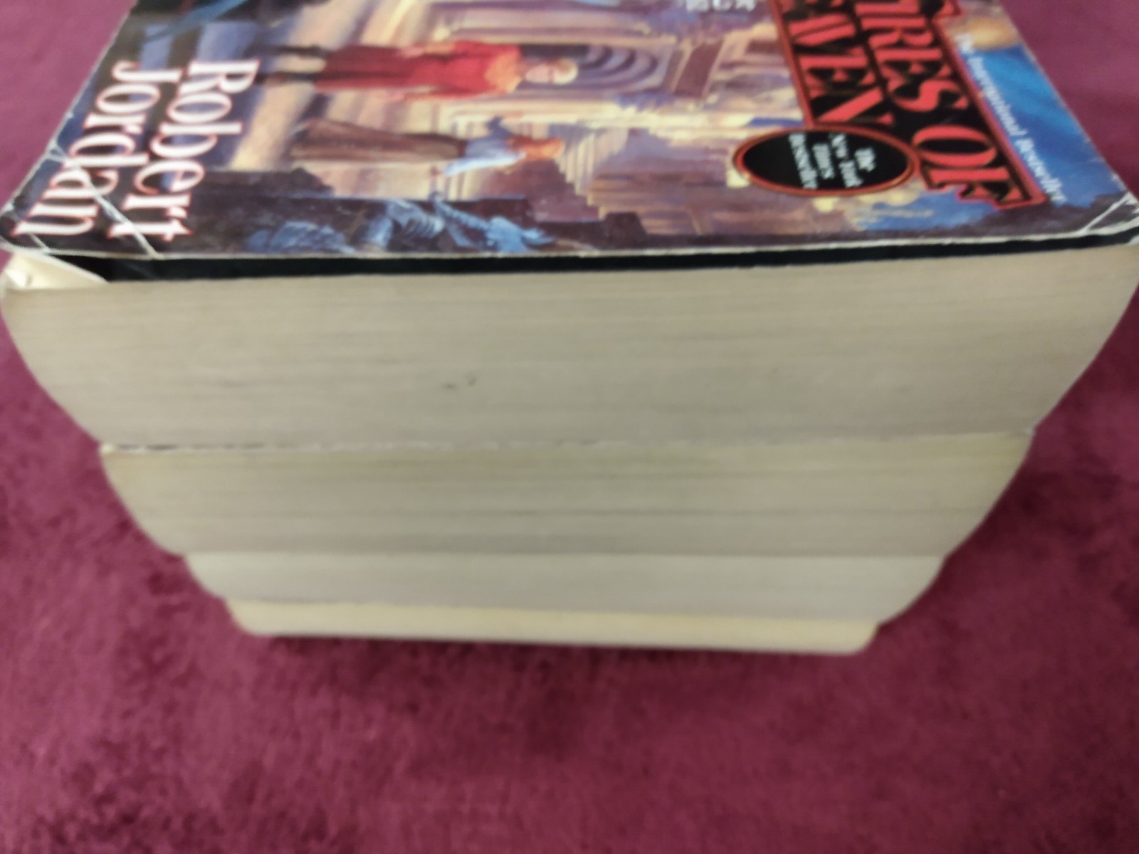 8 ROBERT JORAN PB WHEEL OF TIME NOVELS. THE FIRST EIGHT. ACCEPTABLE OR BETTER.