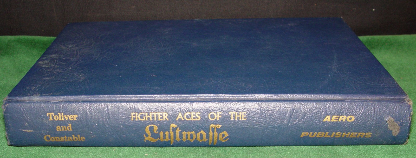 « FIGHTER ACES OF THE LUFTWAFFE » 432 pages Hardcover Illustrated Book