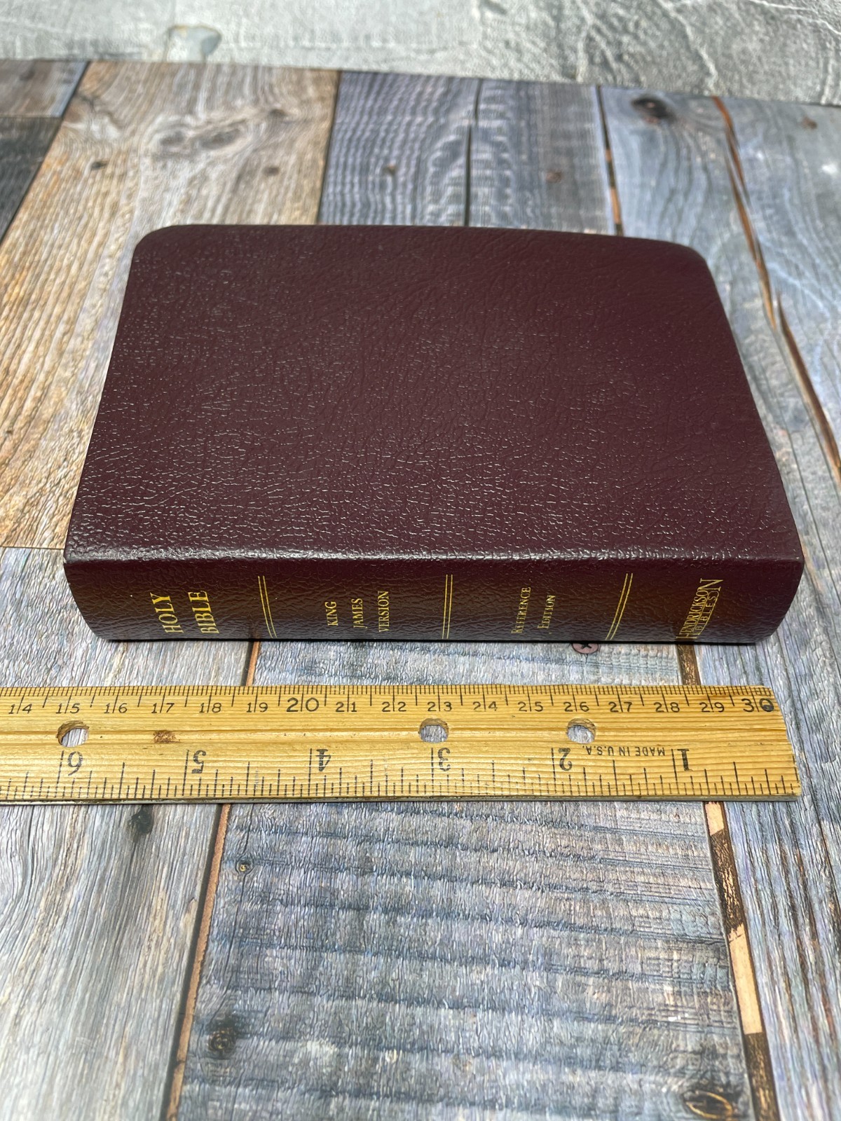 The HOLY BIBLE: King James Version Reference Edition HC Hendrickson 2012 VG