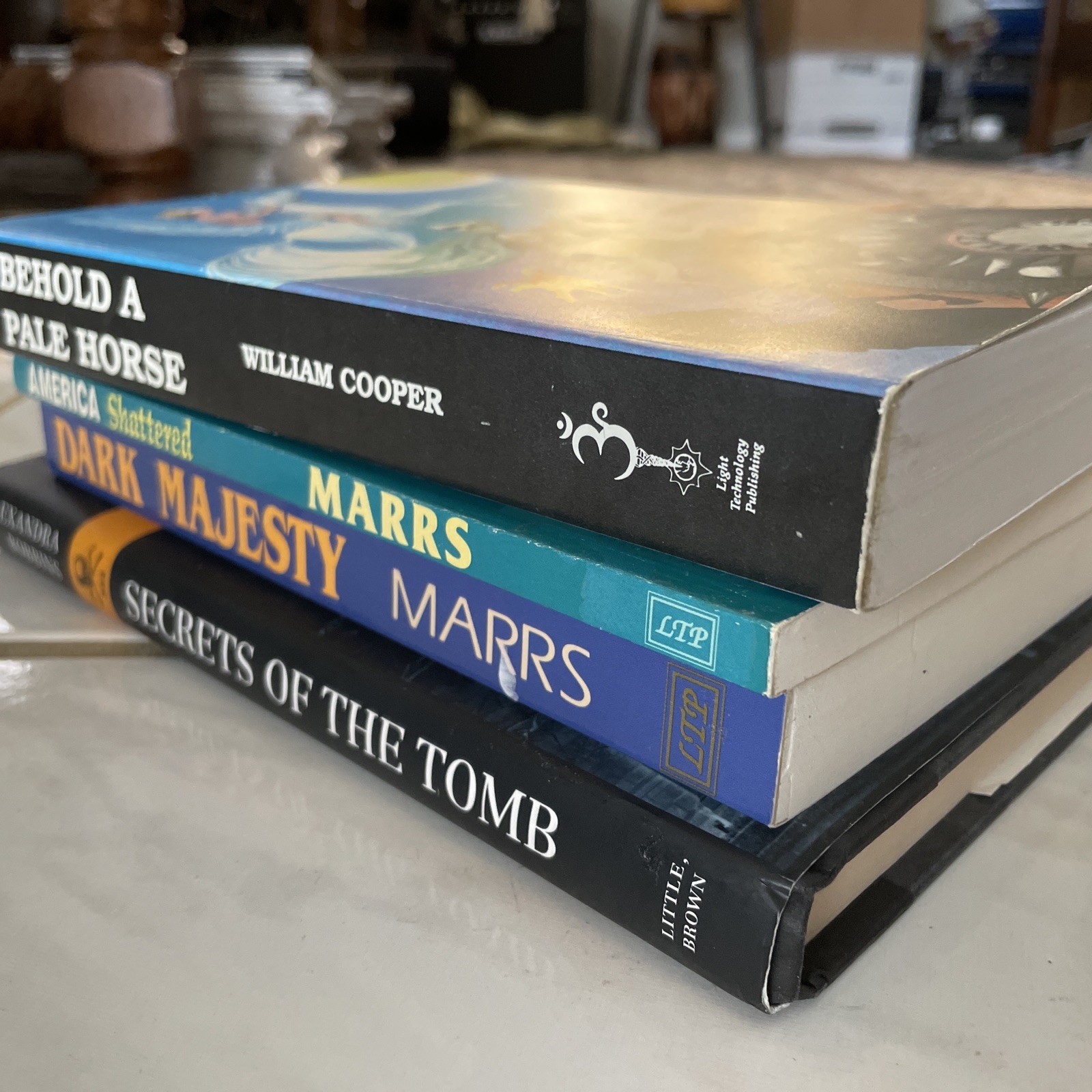 Behold a Pale Horse William Cooper 1991 UNREVISED Protocols Zion CONSPIRACY LOT