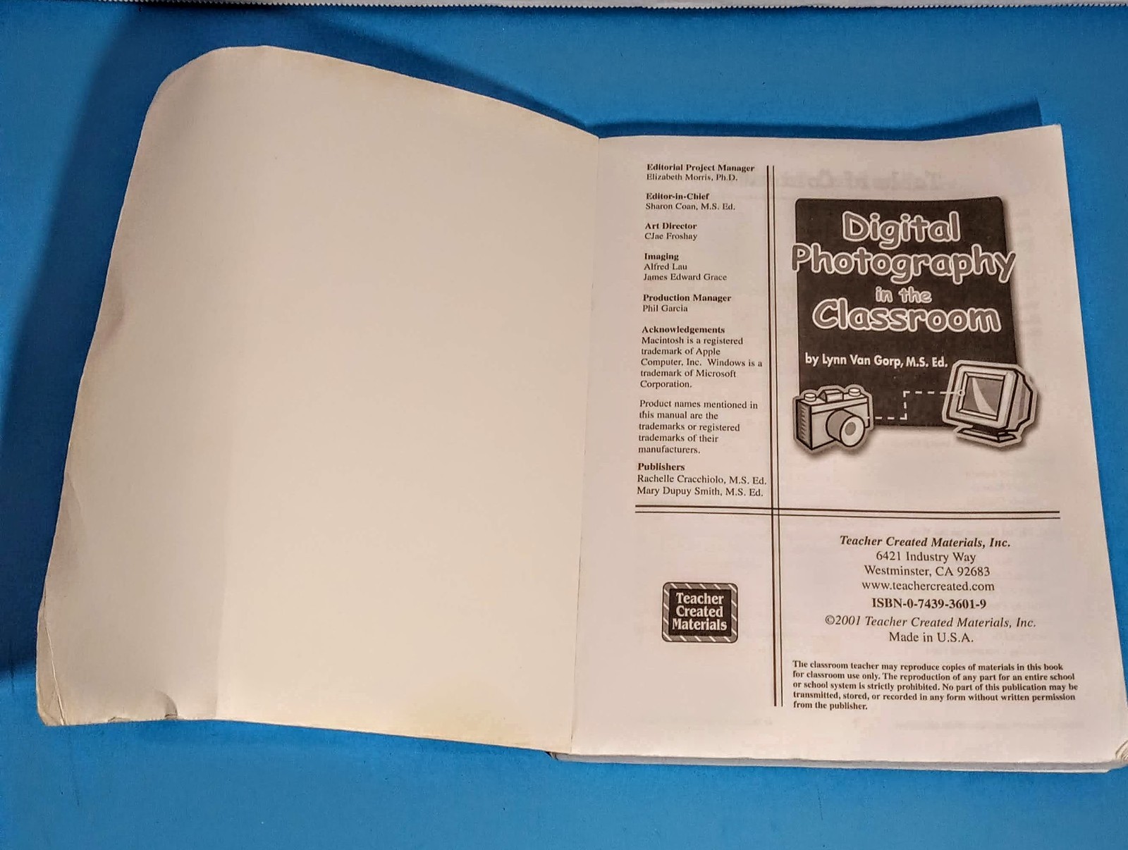 « Digital Photography in the Classroom » w/CD-Photography Book-240 pages-pre-owned
