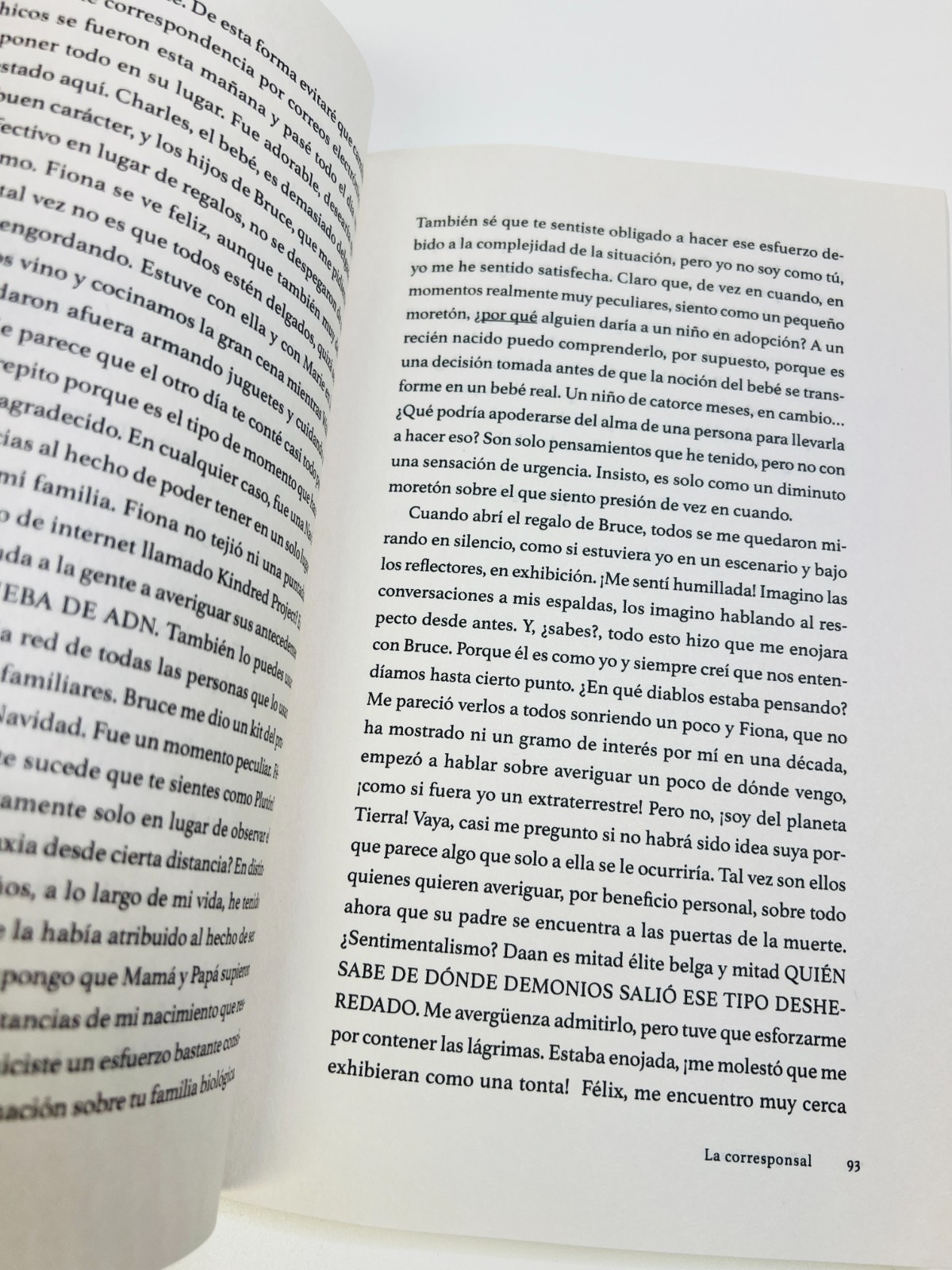 La Corresponsal by Virginia Evans (IN SPANISH – EN ESPANOL)