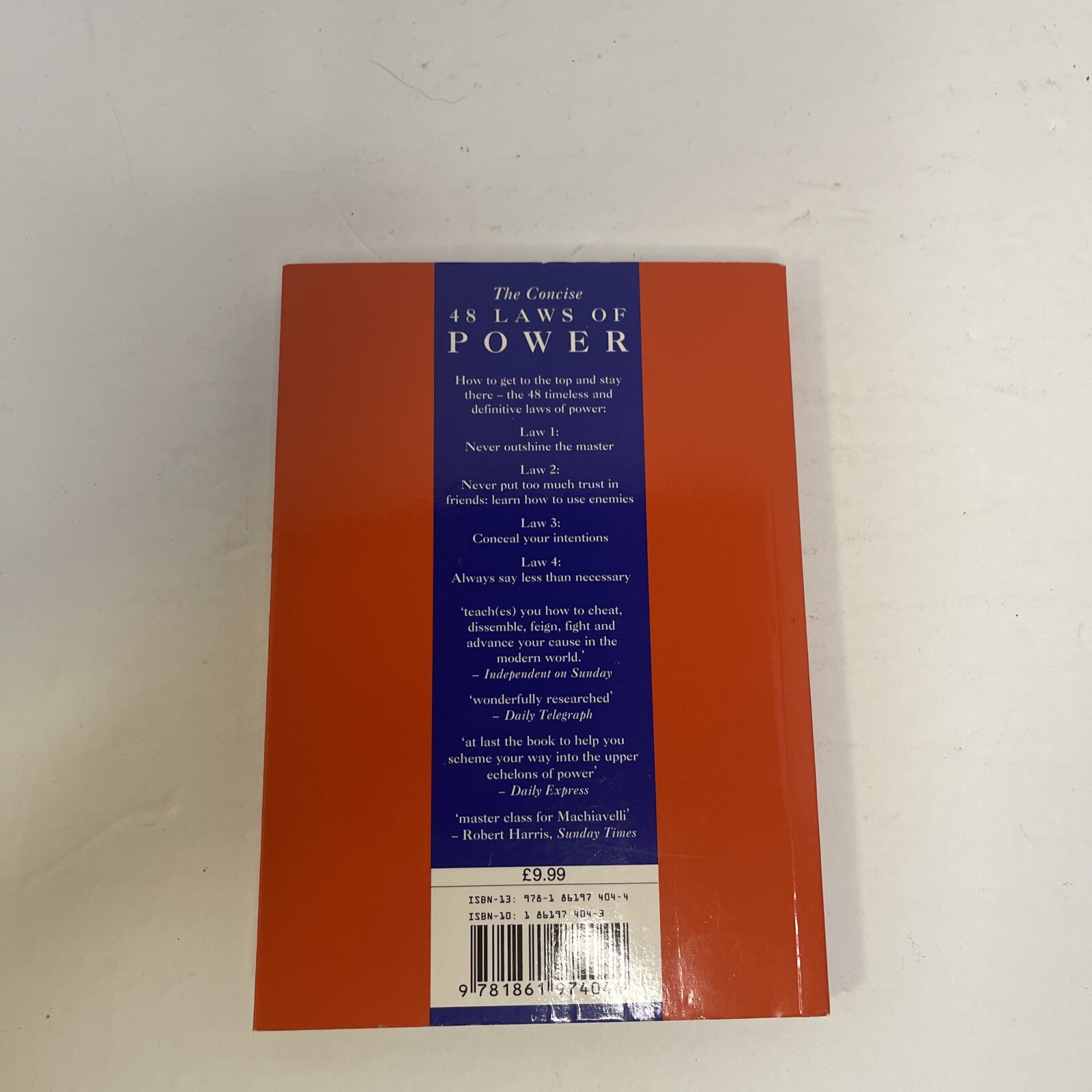The Concise 48 Laws Of Power by Robert Greene ( Paperback, English )