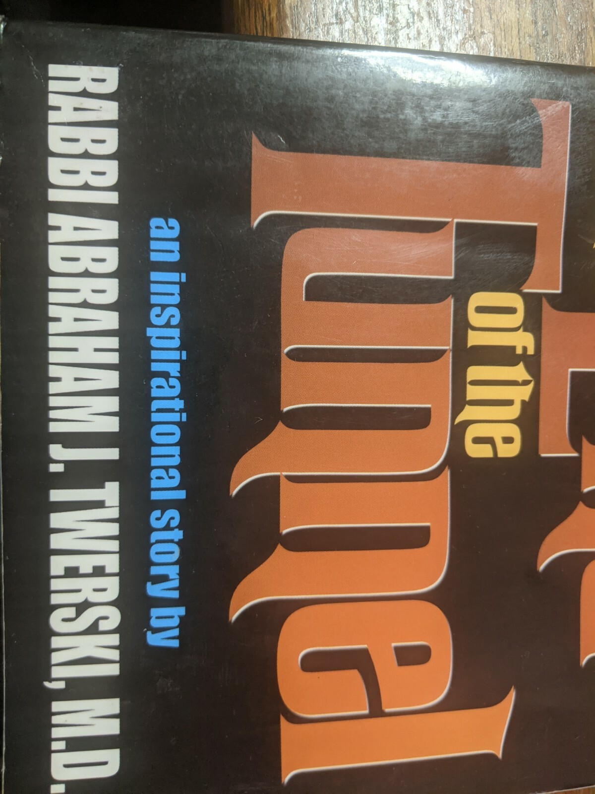 LIGHT AT END OF THE TUNNEL Abraham J. Twerski paperback, rare, 1st Ed mint cond