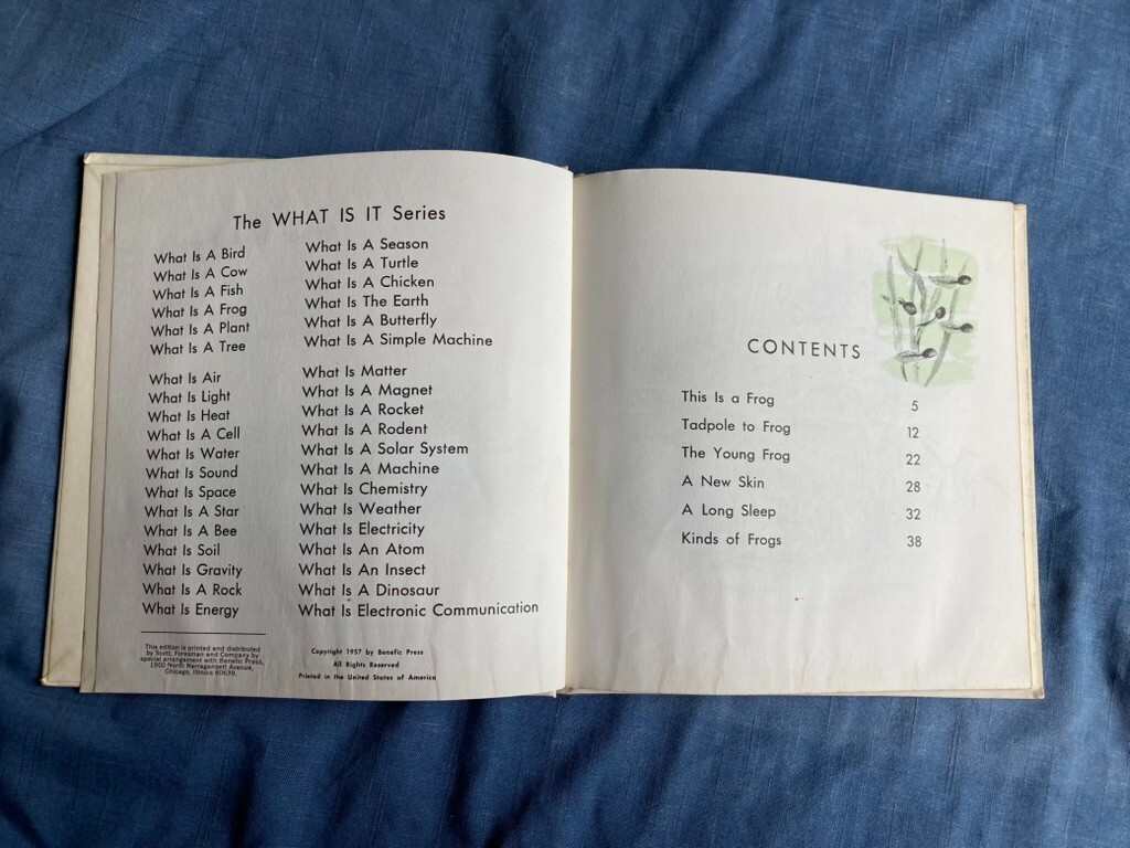 WHAT IS A FROG Gene Darby John Hawkinson 1957 WHAT IS IT SERIES 3rd Grade Level
