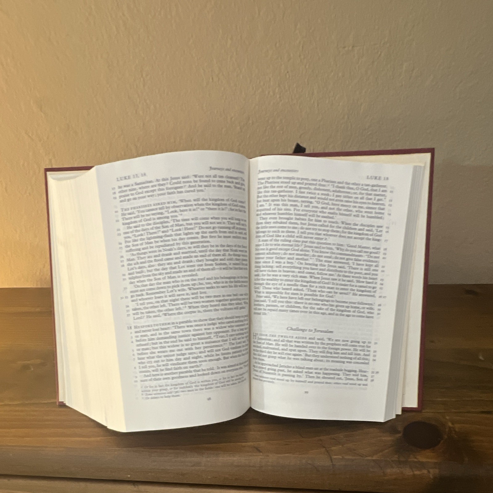 The New English Bible with Apocrypha 1970 Hardcover Oxford University Press